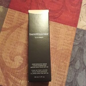 Bare Minerals Bare Pro foundation fullsize